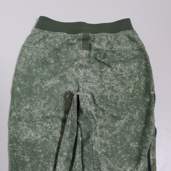 Lululemon Men's Textured Tech Pant Denim Wash Print Green Twill Multi Size XS - Picture 7 of 12